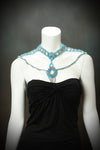 Arthemis, with removable jewelry, brings all you need to shine, Helia Herra